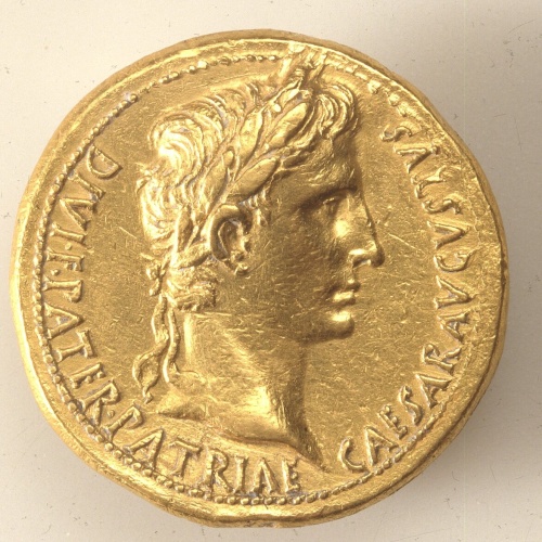 Medaglione aureo di Cesare Augusto, da Este (2 a.C.)